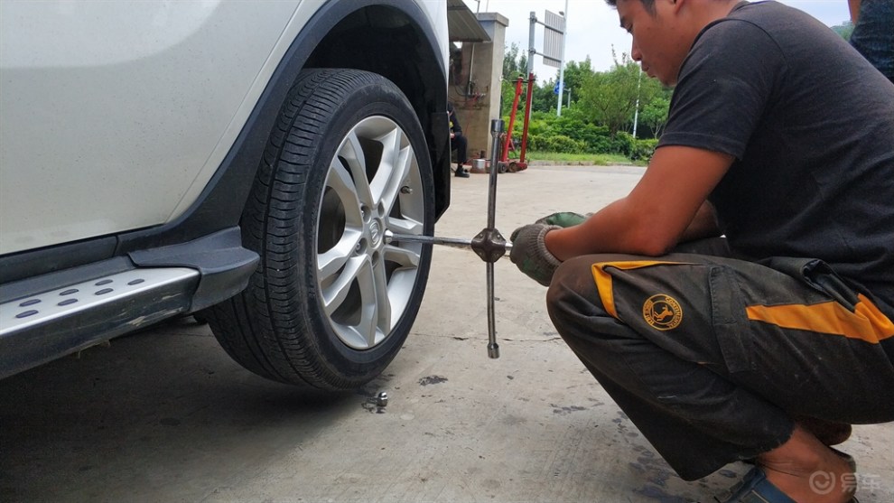 【四川长安suv联盟】德阳浩子·更换小三的四个轮胎纪实
